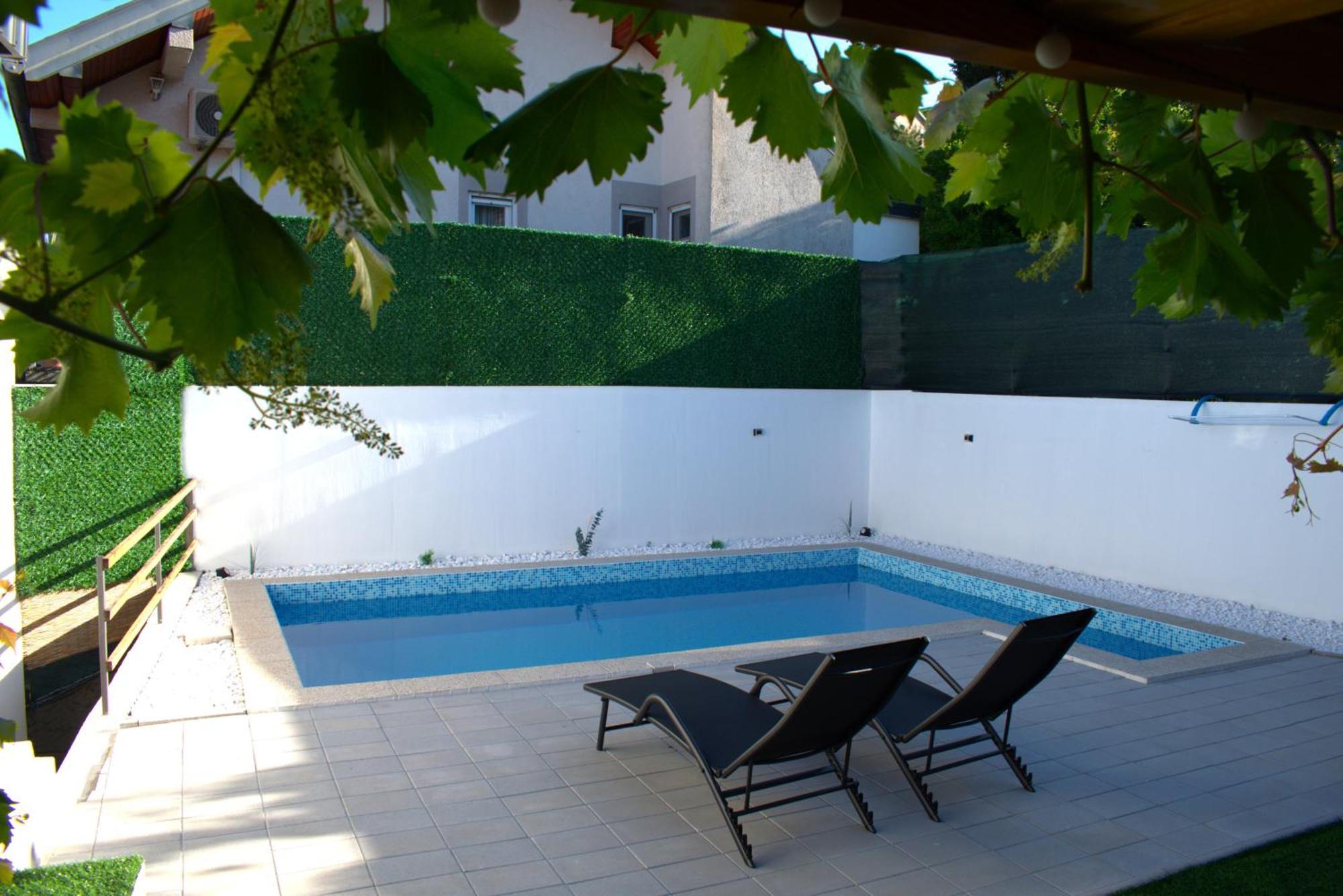 The Hills House * Mostar